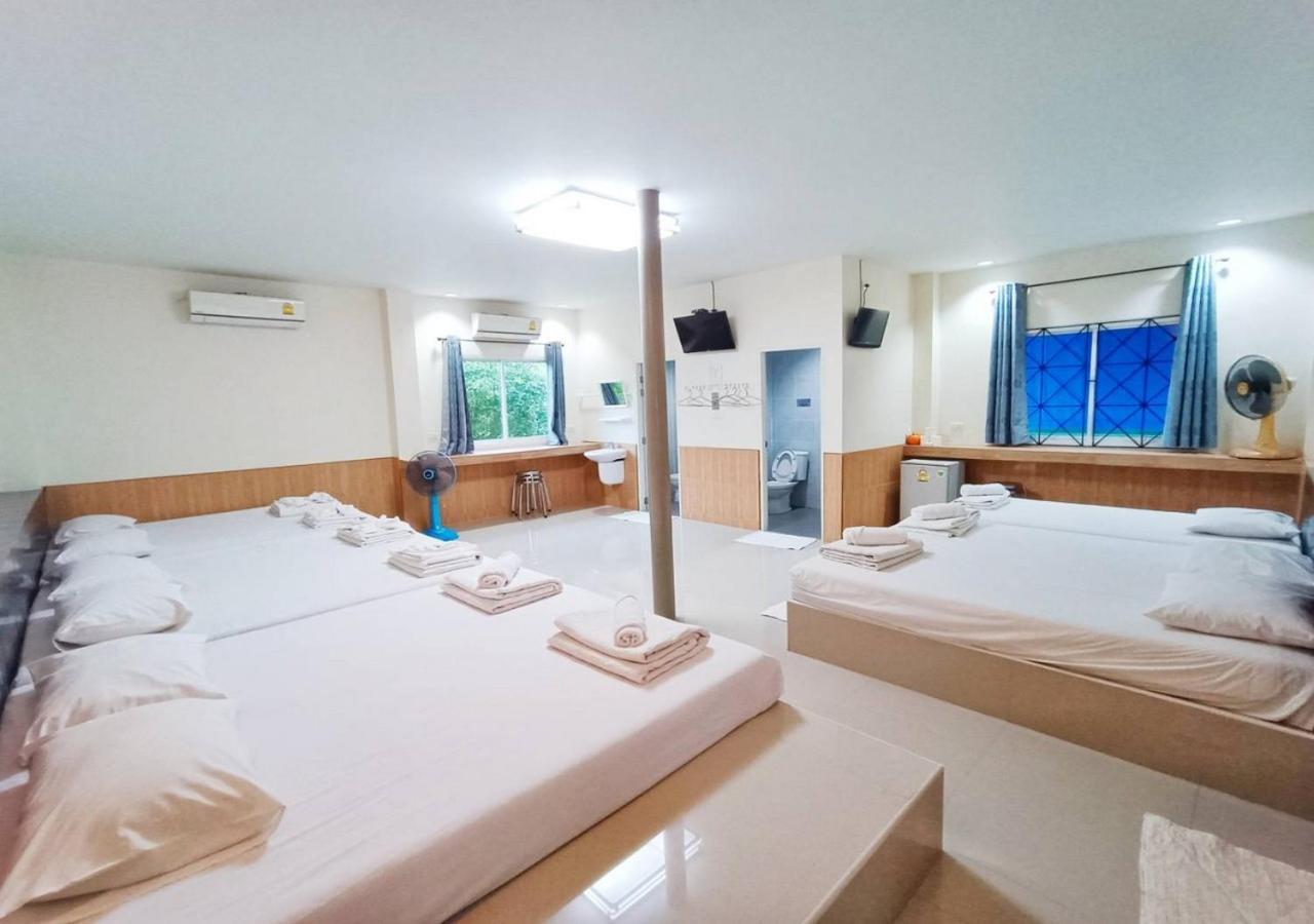 กู๊ดวิวสัตหีบ Hotell Eksteriør bilde